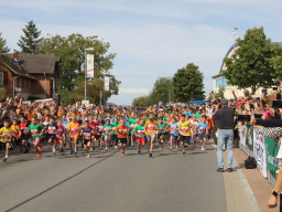 1.5 km Schülerlauf Start